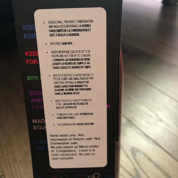 Serene Stainless Steel Insulated Bottle (750 ML) - Picture 2 of 3